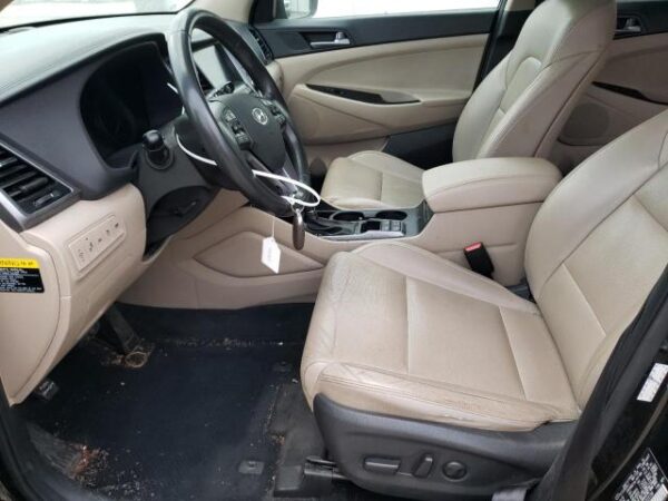 Hyundai Tucson 2016 - KM8J33A20GU222159