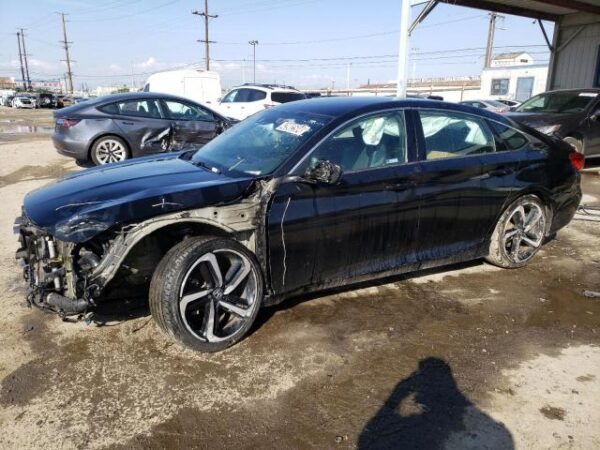 Honda Accord 2018 - 1HGCV1F33JA239738