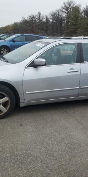 HONDA ACCORD SILVER - 1HGCM56885A189575