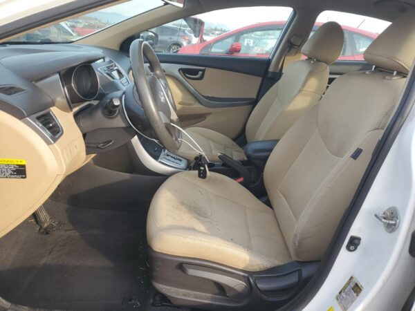 HYUNDAI ELANTRA WHITE - 5NPDH4AE2BH044597