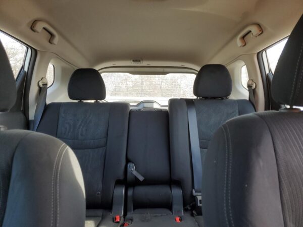 NISSAN ROGUE WHITE - 5N1AT2MV2FC836439