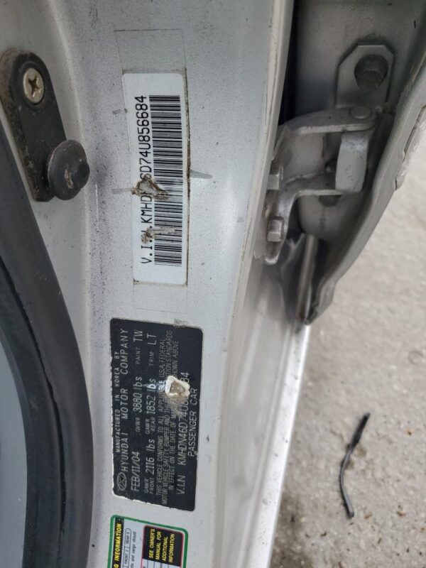 HYUNDAI ELANTRA SILVER - KMHDN46D74U856684