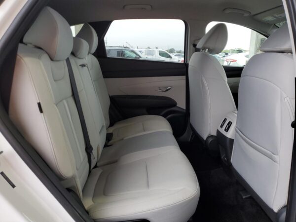 HYUNDAI TUCSON WHITE - 5NMJBCDE4SH491021