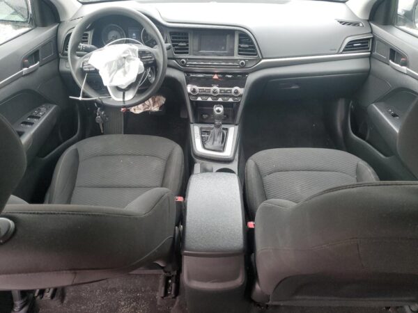 HYUNDAI ELANTRA SILVER - 5NPD74LF5LH539726