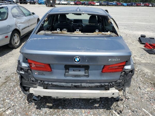 BMW 5 SERIES GRAY - WBAJA5C58KWW49595