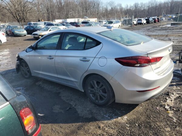 HYUNDAI ELANTRA SILVER - 5NPD84LF4HH019019