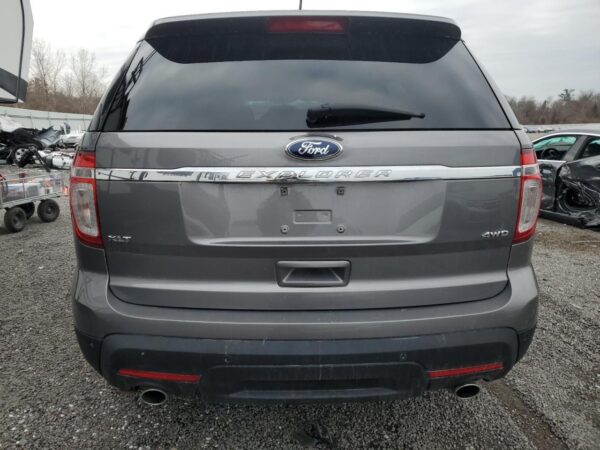 FORD EXPLORER GRAY - 1FM5K8D84EGB87610