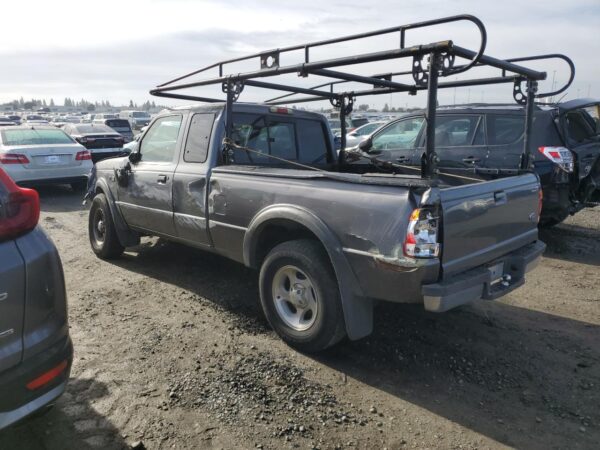 FORD RANGER GRAY - 1FTZR15V3XPB35269