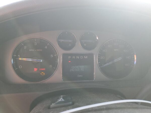 CADILLAC ESCALADE BEIGE - 1GYFK63887R163259