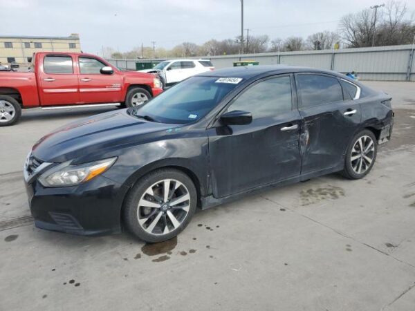 Nissan ALTIMA 2018 - 1N4AL3AP3JC232915