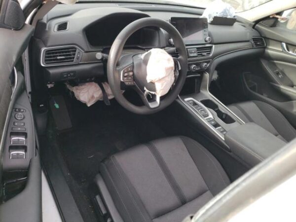 Honda Accord 2021 - 1HGCV3F44MA010087
