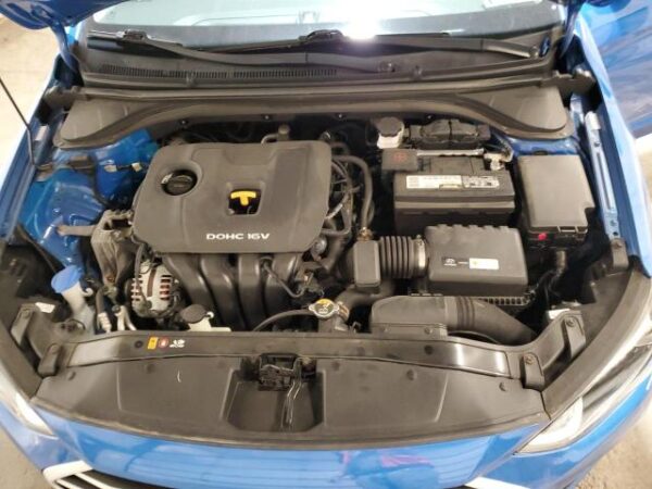 Hyundai Elantra 2017 - KMHD84LF9HU388508
