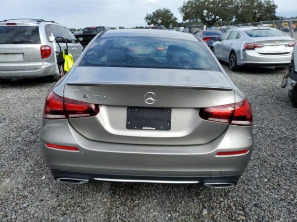 FL - TAMPA SOUTH - WDD3G4EB5KW023872