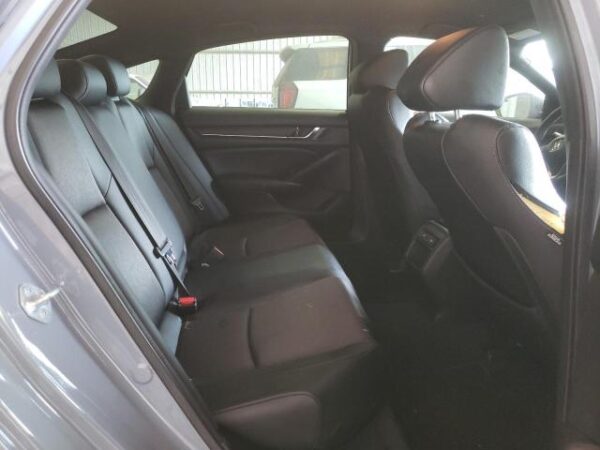 Honda Accord 2022 - 1HGCV1F34NA052403