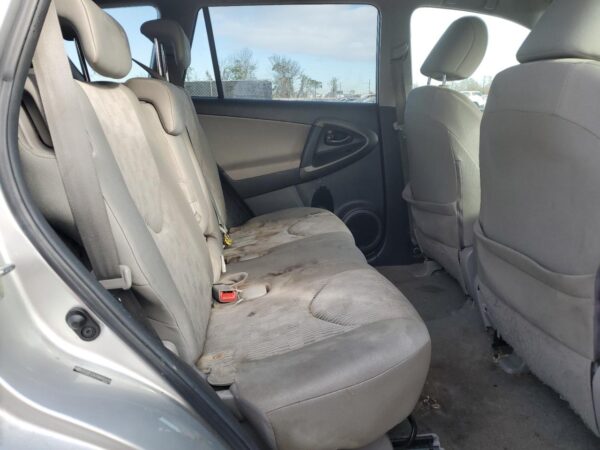 TOYOTA RAV4 SILVER - 2T3ZF4DV2BW065479