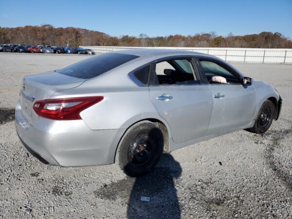 NISSAN ALTIMA SILVER - 1N4AL3AP0JC115485
