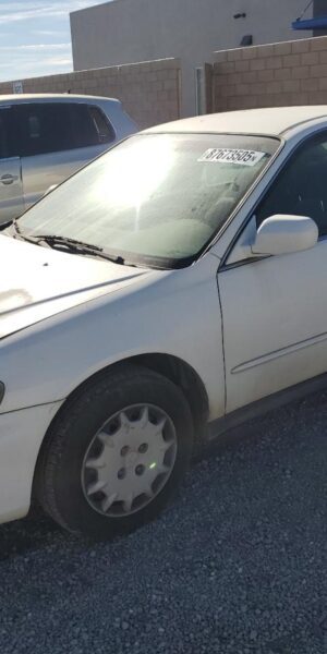 HONDA ACCORD WHITE - 3HGCG66581G700779