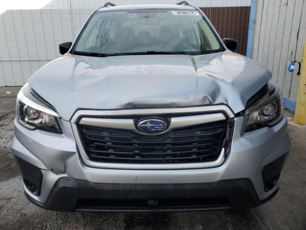SUBARU FORESTER SILVER - JF2SKACC4KH511375