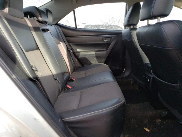 TOYOTA COROLLA WHITE - 2T1BURHE9FC357452