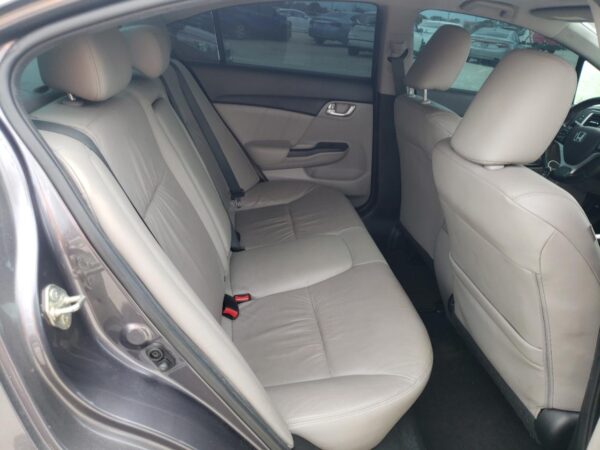 HONDA CIVIC SILVER - 19XFB2F98FE099401