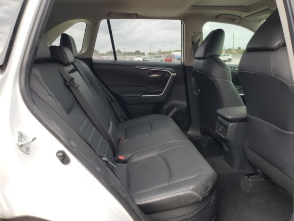 TOYOTA RAV4 WHITE - JTMB6RFV6PD091843