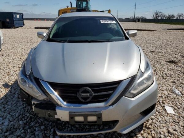 Nissan ALTIMA 2018 - 1N4AL3AP2JC126441