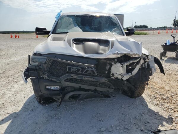 RAM 1500 WHITE - 1C6SRFU91PN515684