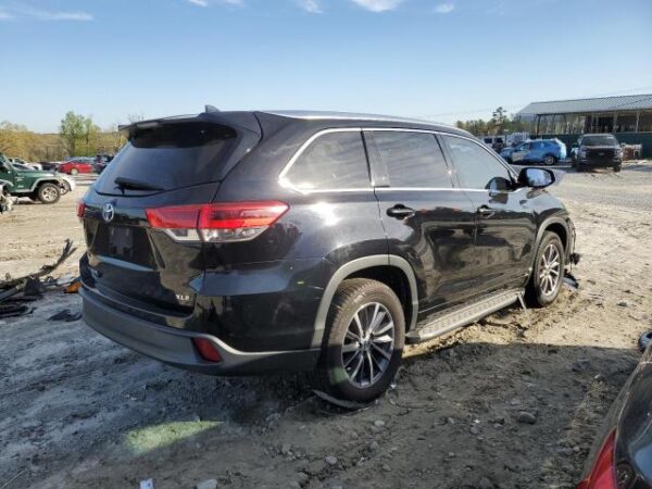 Toyota Highlander Xle 2017 Black 3.5L — 5TDJZRFH6HS375704