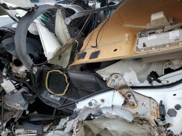 NISSAN PATHFINDER WHITE - 5N1AR2MN5EC713635
