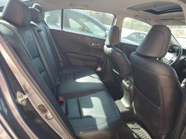 Honda Accord 2015 - 1HGCR6F74FA007998