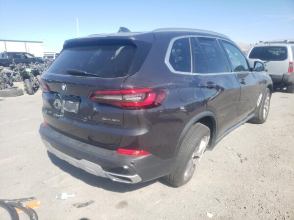 2021 BMW X5 xDrive40I Black — 5UXCR6C08M9G98104