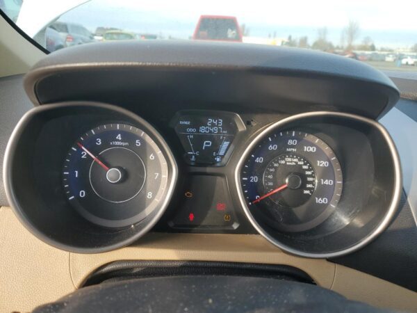 HYUNDAI ELANTRA WHITE - 5NPDH4AE2BH044597