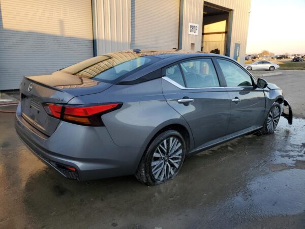 NISSAN ALTIMA GRAY - 1N4BL4DV8RN393748