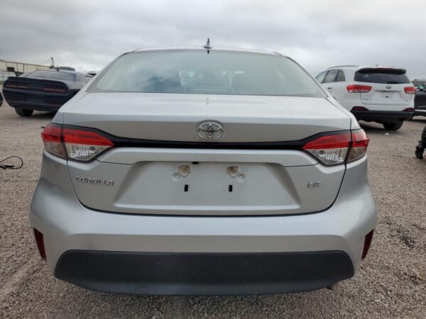 TOYOTA COROLLA SILVER - 5YFB4MDE1RP099361