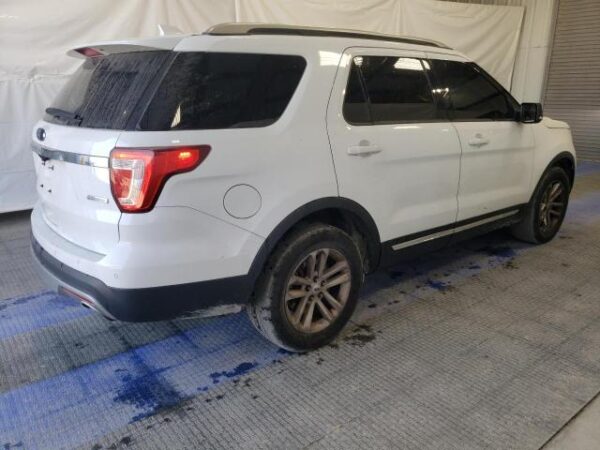 Ford EXPLORER 2016 - 1FM5K7DH8GGA27842