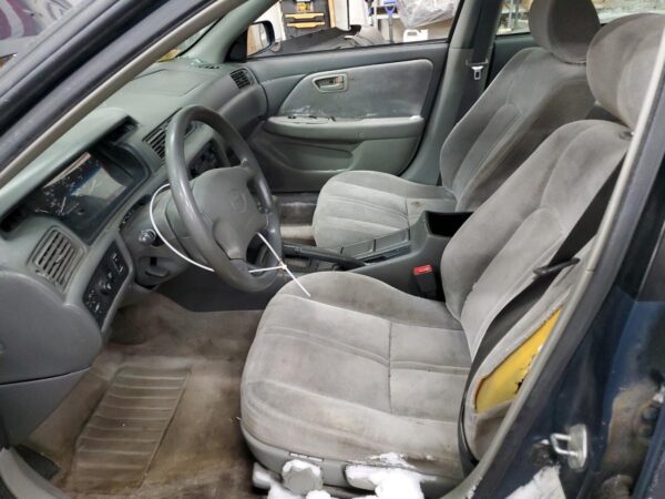 TOYOTA CAMRY GREEN - 4T1BF28K8WU068357