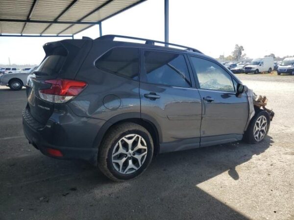 Subaru FORESTER 2021 - JF2SKAJC0MH536912