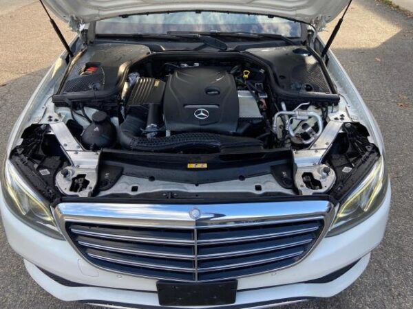 2017 Mercedes-Benz E300 4Mat White - WDDZF4KB9HA134447