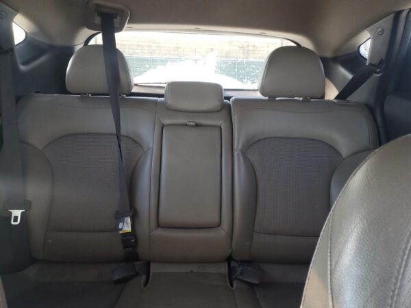 HYUNDAI TUCSON SILVER - KM8JUCAG7FU097152