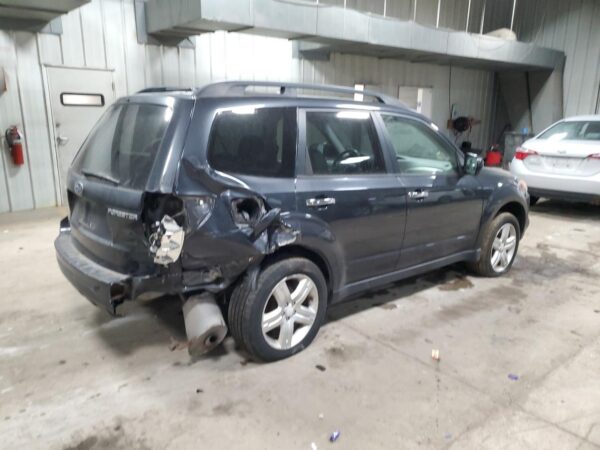 SUBARU FORESTER GRAY - JF2SH64689H750653
