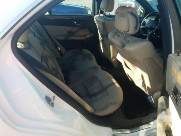 Mercedes-Benz E350  2010 White 3.5L — WDDHF8HB3AA103811