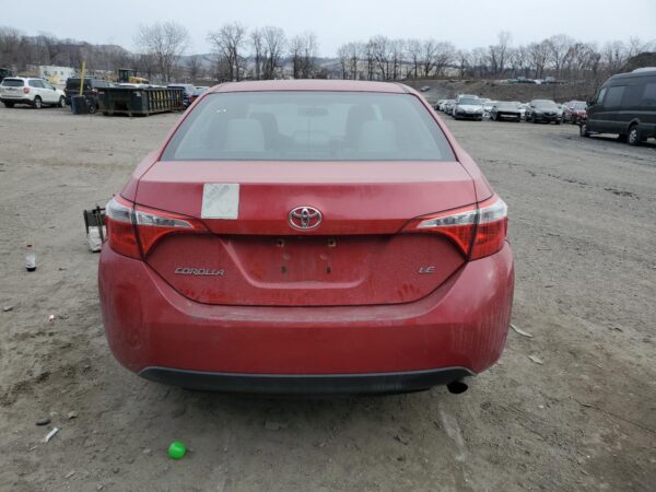 TOYOTA COROLLA RED - 2T1BURHE0GC511354