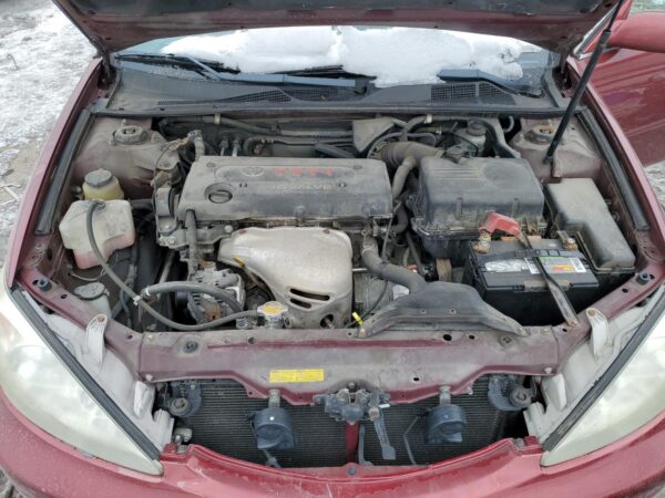 TOYOTA CAMRY MAROON - 4T1BE32K43U138739