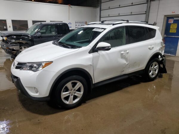 TOYOTA RAV4 WHITE - JTMRFREV4ED091370