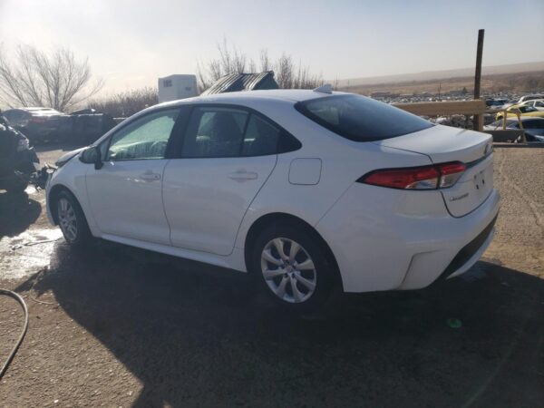 TOYOTA COROLLA WHITE - 5YFEPMAE0NP370798