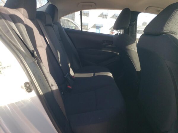 TOYOTA COROLLA WHITE - 5YFEPMAE0NP370798