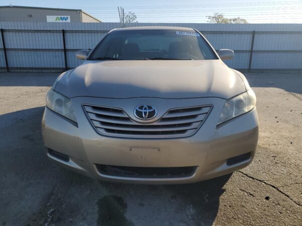 TOYOTA CAMRY GOLD - 4T1BE46K97U172438
