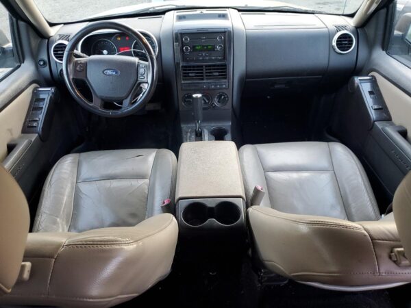 FORD EXPLORER GRAY - 1FMEU73E18UA69080