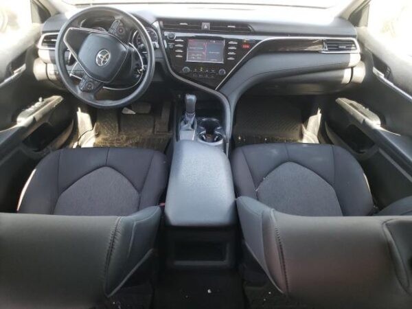 Toyota CAMRY 2018 - 4T1B11HK4JU598004