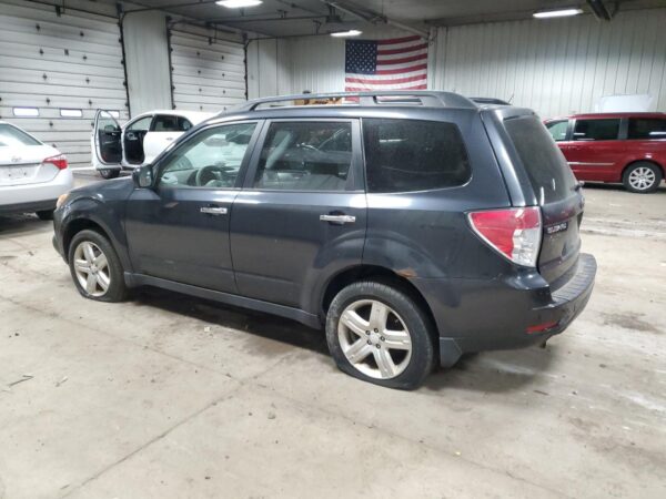 SUBARU FORESTER GRAY - JF2SH64689H750653